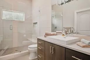 5301 Maryanna Dr, Austin, TX 78746 - Photo 29