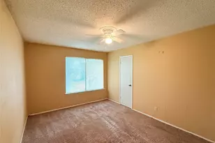 9611 Blue Creek Ln, Austin, TX 78758 - Photo 17