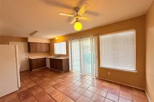 9611 Blue Creek Ln, Austin, TX 78758 - Photo 9