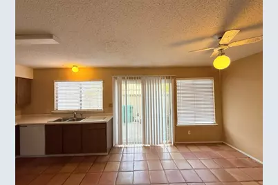 9611 Blue Creek Lane, Austin, TX 78758 - Photo 11