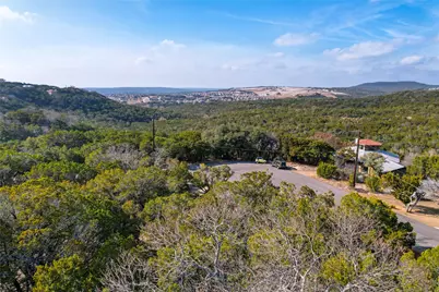 8010 Flintlock Circle, Lago Vista, TX 78645 - Photo 15