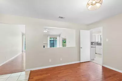 1911 Oakview Drive, Round Rock, TX 78681 - Photo 11