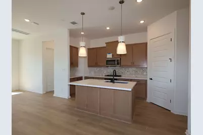 553 Darley Oaks Drive, Dripping Springs, TX 78620 - Photo 3