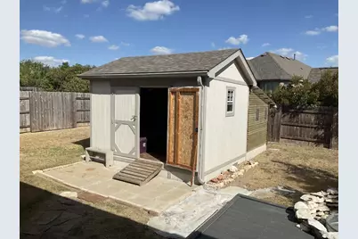 905 Academy Oaks Drive, San Marcos, TX 78666 - Photo 15