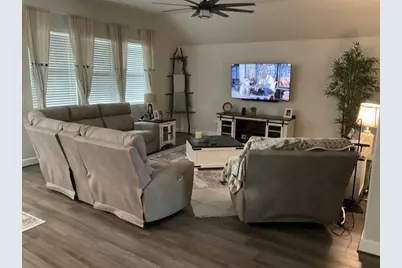 905 Academy Oaks Drive, San Marcos, TX 78666 - Photo 3