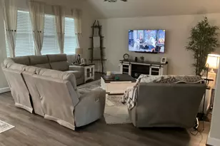 905 Academy Oaks Dr, San Marcos, TX 78666 - Photo 3