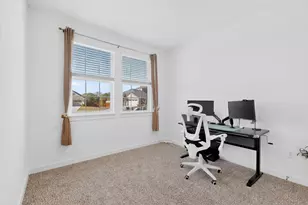 508 Elk Herd Cv, Georgetown, TX 78628 - Photo 9