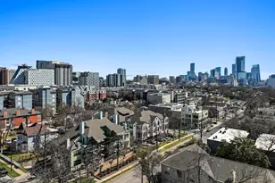 915 W 22nd 1/2 St, Austin, TX 78705 - Photo 19