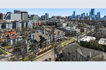 915 W 22nd 1/2 Street #202, Austin, TX 78705 - Photo 19
