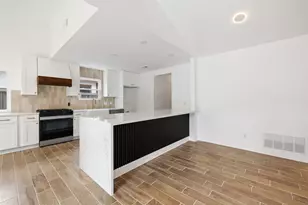 1111 Spearson Ln, Austin, TX 78745 - Photo 19