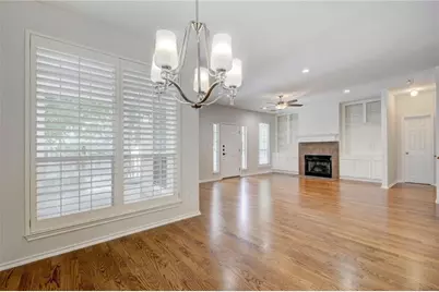 2614 Kinney Oaks Court, Austin, TX 78704 - Photo 11