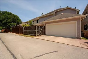 2614 Kinney Oaks Ct, Austin, TX 78704 - Photo 25