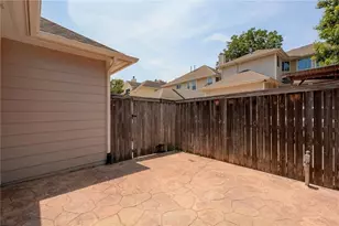 2614 Kinney Oaks Ct, Austin, TX 78704 - Photo 27