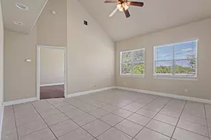 8800 Hazelhurst Dr, Austin, TX 78729 - Photo 9
