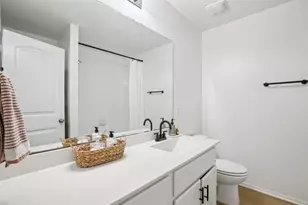 6609 Kauai Ln, Austin, TX 78744 - Photo 27