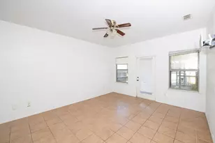 711 Sturgeon Dr, San Marcos, TX 78666 - Photo 9