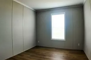 147 Ardales Dr, Elgin, TX 78621 - Photo 9