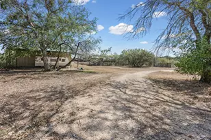 336 Boulder Ln, Dale, TX 78616 - Photo 5