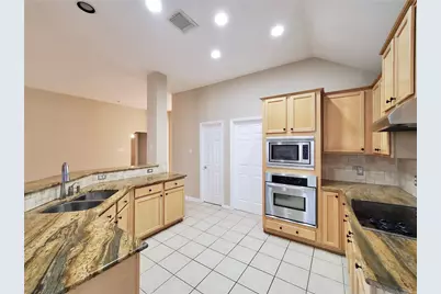 9002 Frazell Cove, Round Rock, TX 78681 - Photo 13
