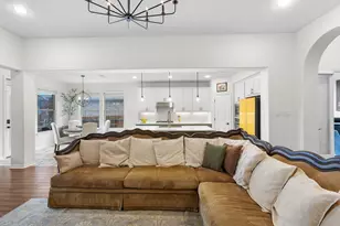 7613 Turnback Ledge Trail, Lago Vista, TX 78645 - Photo 9