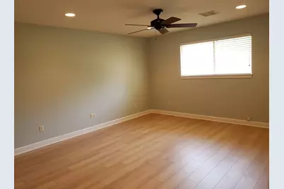 2002 Voltaire Drive, Austin, TX 78752 - Photo 17