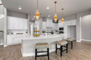 438 Brentwood Dr, Austin, TX 78737 - Photo 9