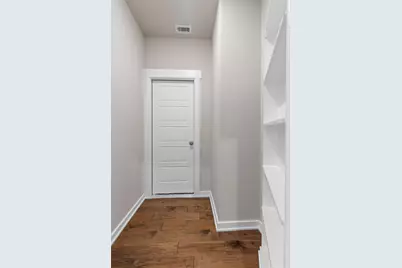 438 Brentwood Drive, Austin, TX 78737 - Photo 29