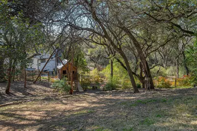 1305 Constant Springs Drive, Austin, TX 78746 - Photo 33