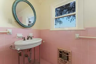 212 Bonnieview St, Austin, TX 78704 - Photo 27