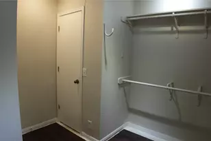 502 Stewart Dr, Hutto, TX 78634 - Photo 17