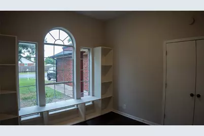 502 Stewart Drive, Hutto, TX 78634 - Photo 9