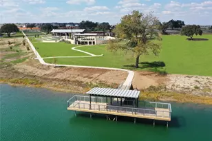 201 Clancy Dr, Liberty Hill, TX 78642 - Photo 23
