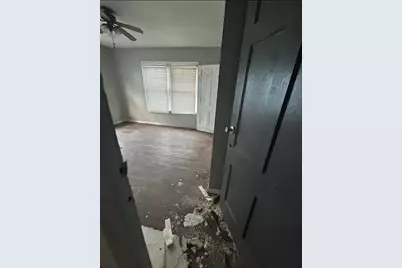 150 Ricardo Street, San Antonio, TX 78237 - Photo 7