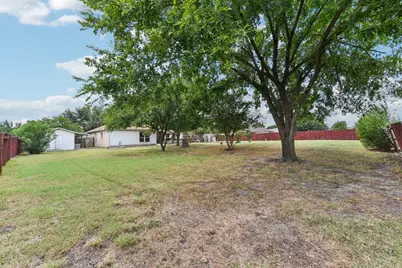 105 Guadalupe Drive, Hutto, TX 78634 - Photo 35