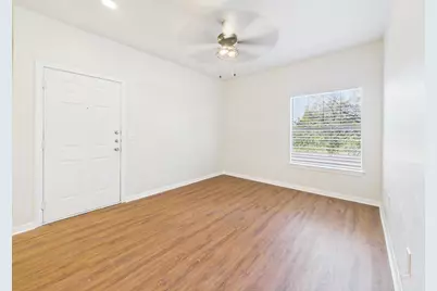 2320 Gracy Farms Lane #323, Austin, TX 78758 - Photo 5