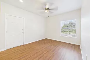 2320 Gracy Farms Ln, Austin, TX 78758 - Photo 5