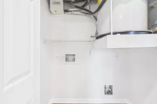 2320 Gracy Farms Ln, Austin, TX 78758 - Photo 11