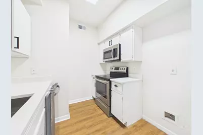 2320 Gracy Farms Lane #323, Austin, TX 78758 - Photo 9