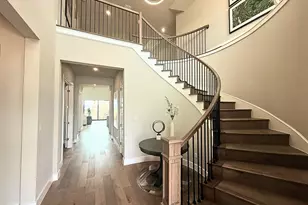 605 Crescent View Dr, Georgetown, TX 78628 - Photo 3