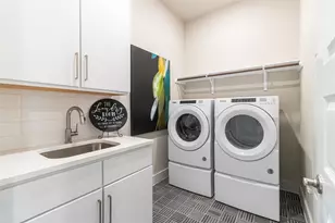 605 Crescent View Dr, Georgetown, TX 78628 - Photo 33