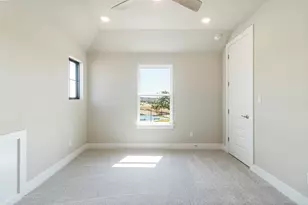 605 Crescent View Dr, Georgetown, TX 78628 - Photo 25