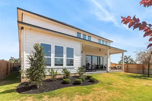 605 Crescent View Dr, Georgetown, TX 78628 - Photo 33