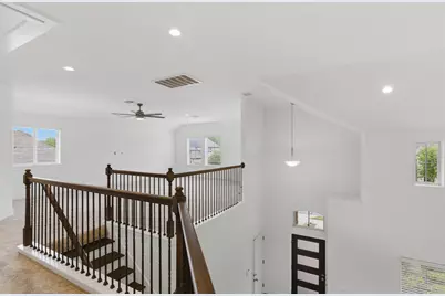 2004 Garretts Way, Manchaca, TX 78652 - Photo 13