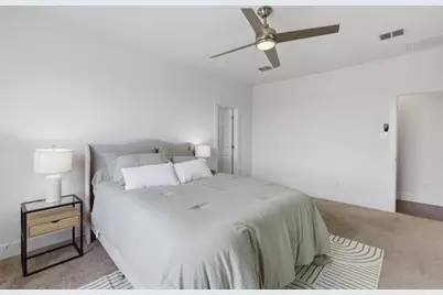 2004 Garretts Way, Manchaca, TX 78652 - Photo 19