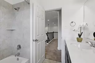 2004 Garretts Way, Manchaca, TX 78652 - Photo 19