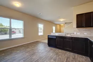 15216 Bullbrier Rd, Austin, TX 78724 - Photo 11