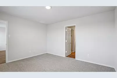 [Address not provided], Jarrell, TX 76537 - Photo 5