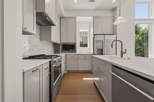 1410 Perez St, Austin, TX 78721 - Photo 5