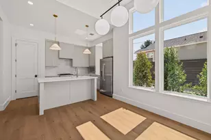 1410 Perez St, Austin, TX 78721 - Photo 9