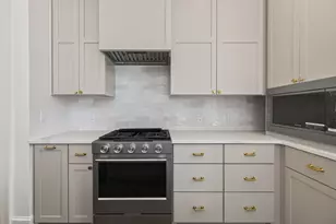 1410 Perez St, Austin, TX 78721 - Photo 7
